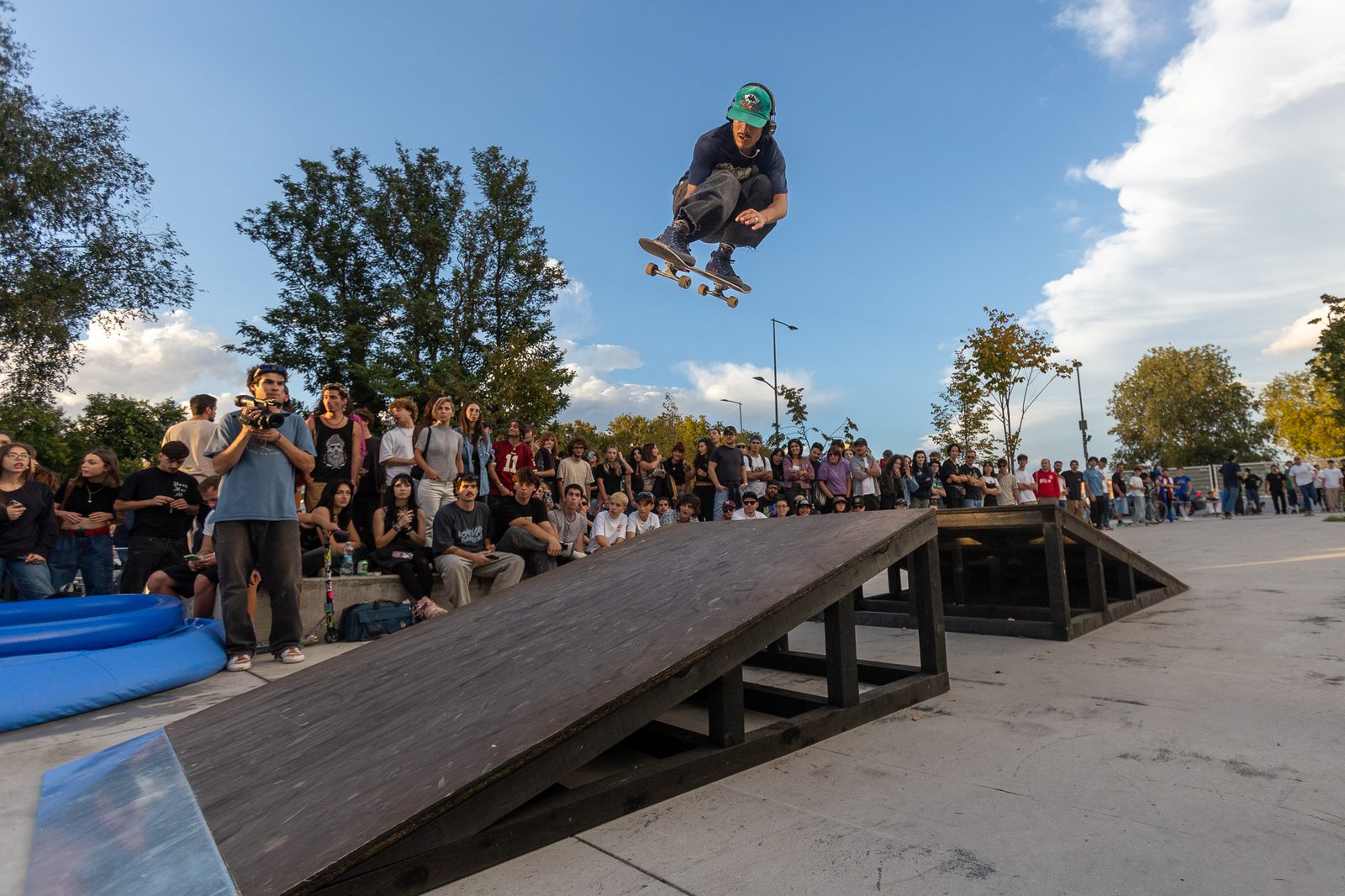 Air alto sopra il bowl blu