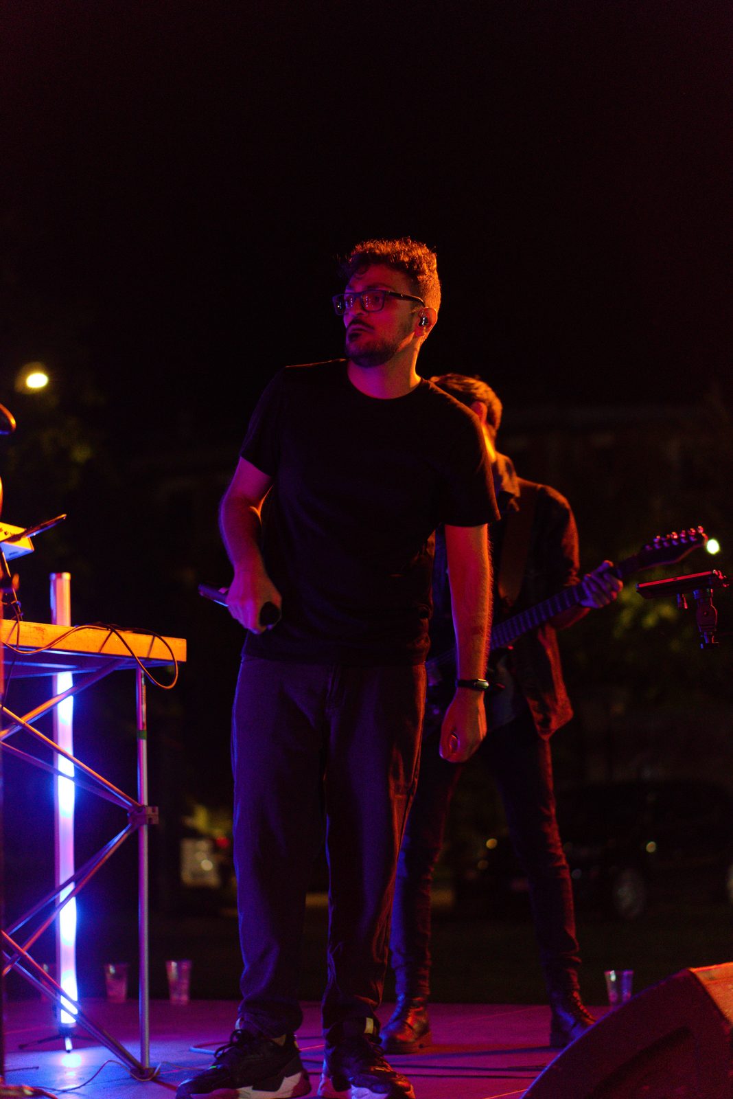 Artisti sul palco del Dock alla Darsena