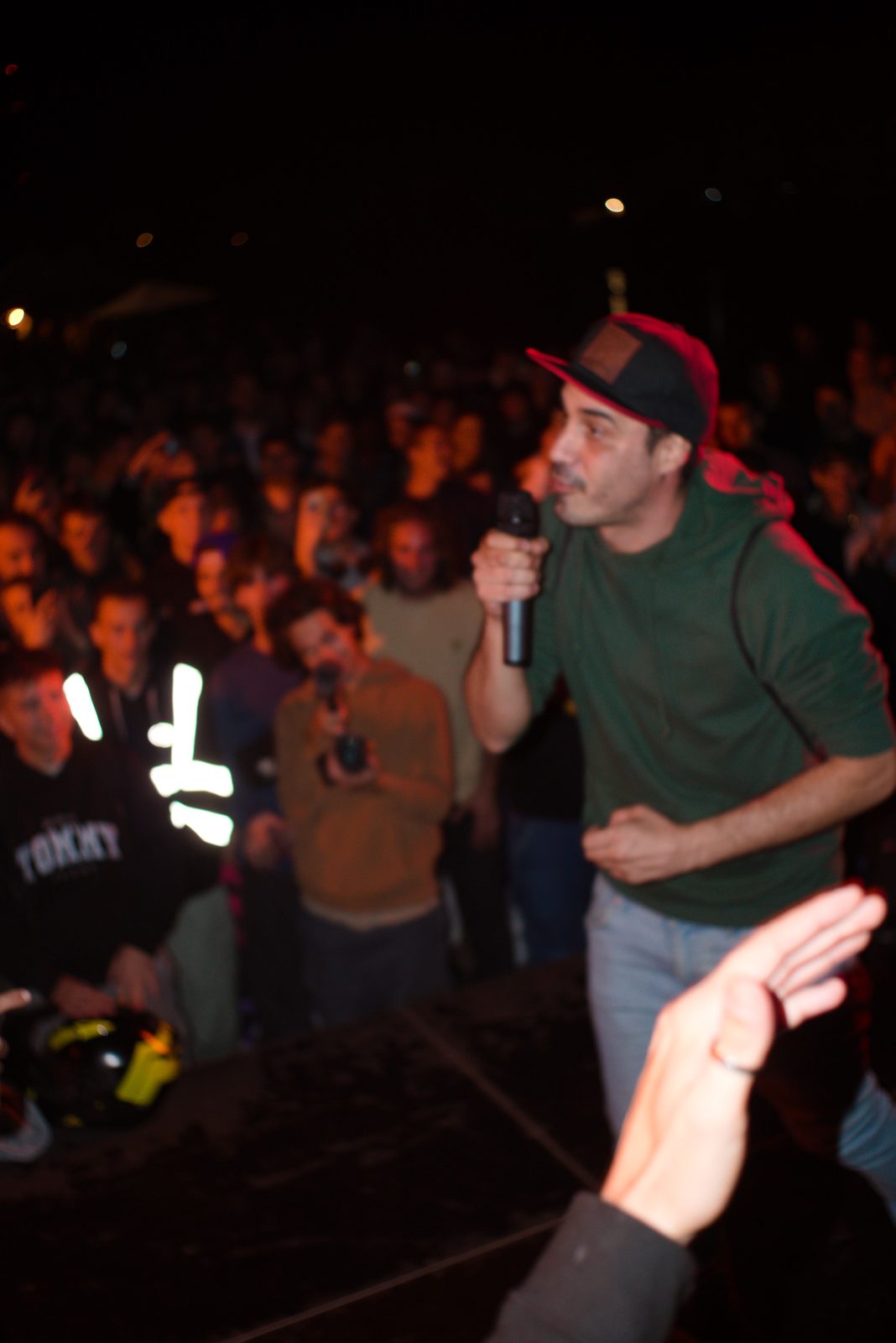 Inoki live sul palco del Dock alla Darsena